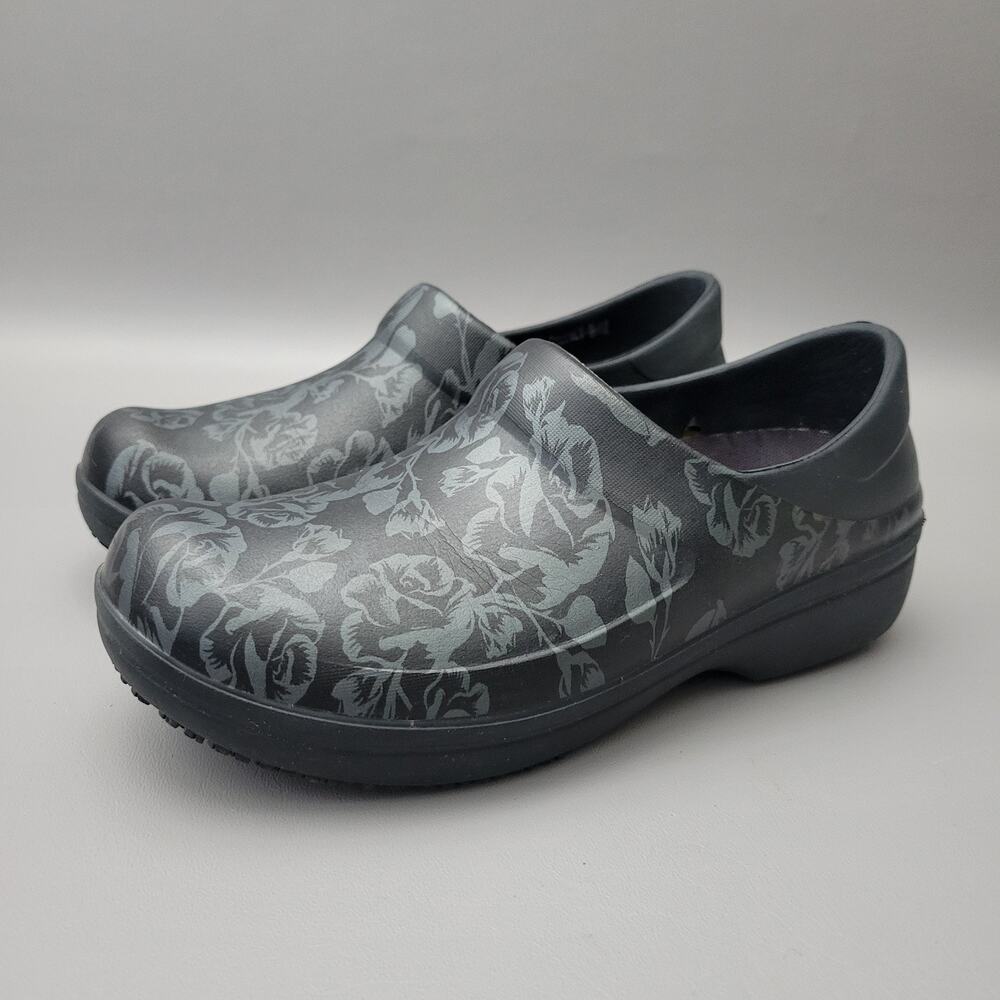 Crocs Shoes Clogs Neria Pro II Women’s Size 8 Black Floral Slip Resistant